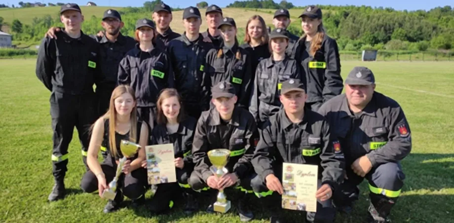 Zwycięstwo na gminnych sawodach sportowo - pożarniczych