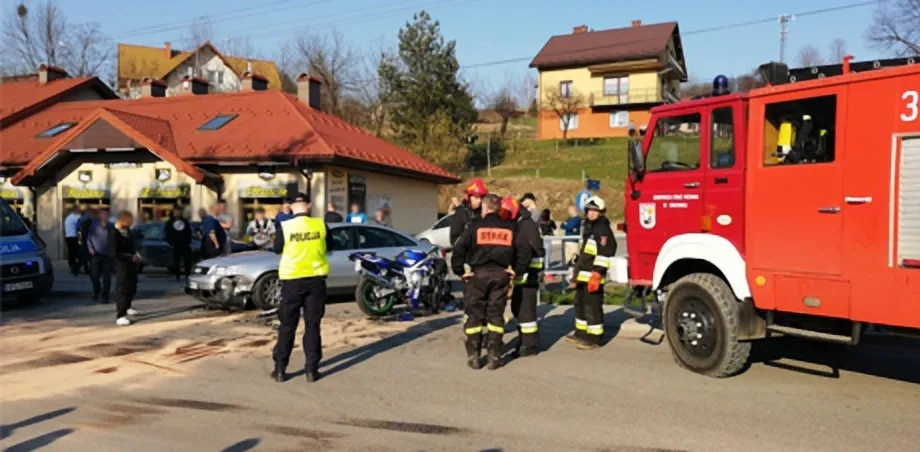 Korzenna- zderzenie motocykla z samochodem osobowym
