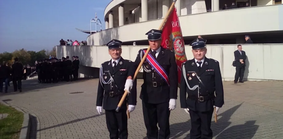 XVI PIELGRZYMKA MAŁOPOLSKICH STRAŻAKÓW DO SANKTUARIUM BOŻEGO MIŁOSIERDZIA W ŁAGIEWNIKACH