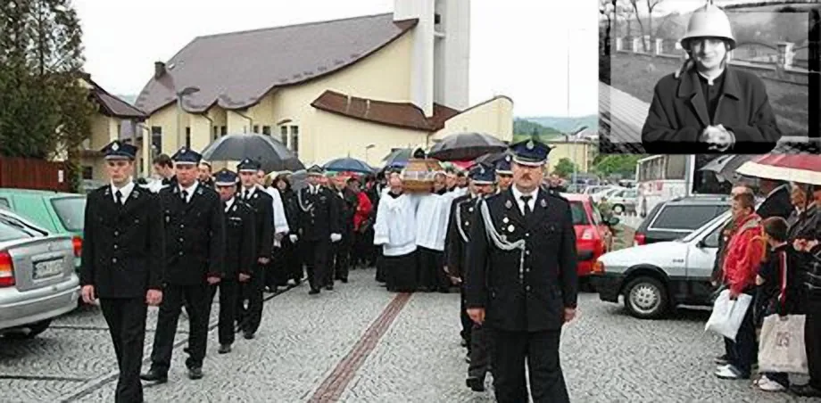 ... którzy tak wiernie mu dzisiaj towarzyszyli tutaj w Krynicy ...