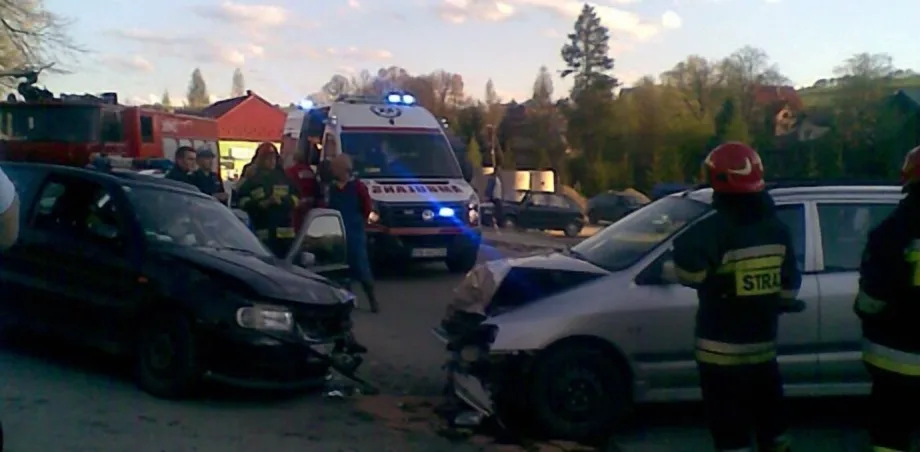 Korzenna - zderzenie dwóch samochodów osobowych!!!